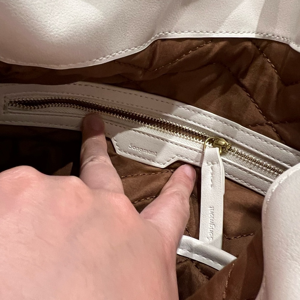 Songmont White Leather Gather Bag Medium NWOT READ! - Picture 9 of 9